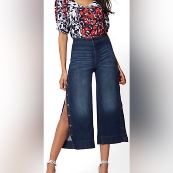 New York & Company Denim - New York & Company SoHo High Waist Wide Leg Jeans, size 8